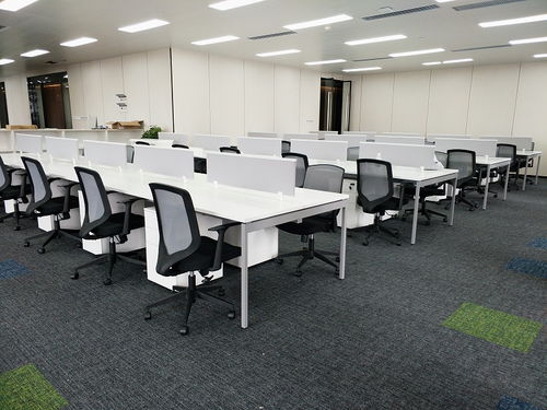 選擇專業(yè)長(zhǎng)沙辦公家具廠，盡享一流服務(wù)品質(zhì)與個(gè)人商務(wù)體驗(yàn)